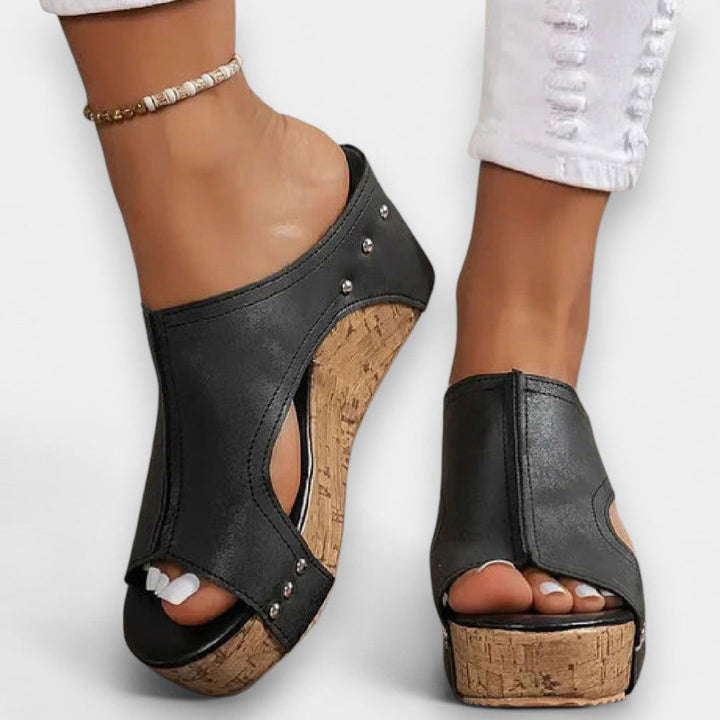 Ezra Orthopedic Sandals - Ariane Bay