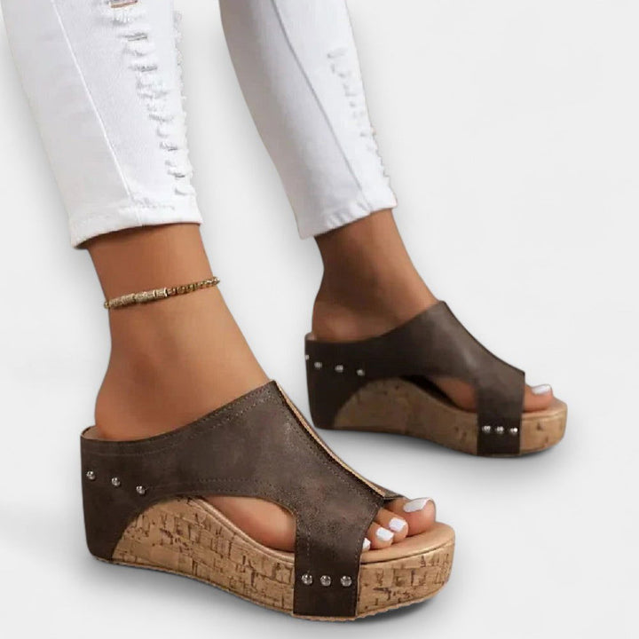 Ezra Orthopedic Sandals - Ariane Bay