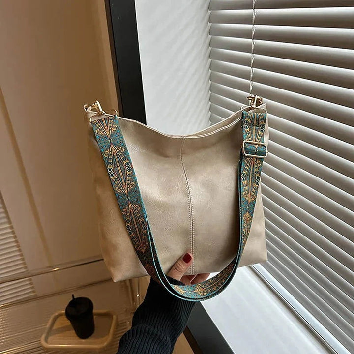 Sylas Vintage Leather Crossbody Bag - Ariane Bay