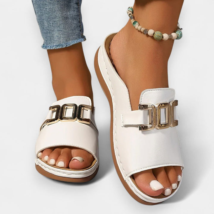 Taj Fashionable Sandals With Wide Strap and Buckle - Ariane Bay