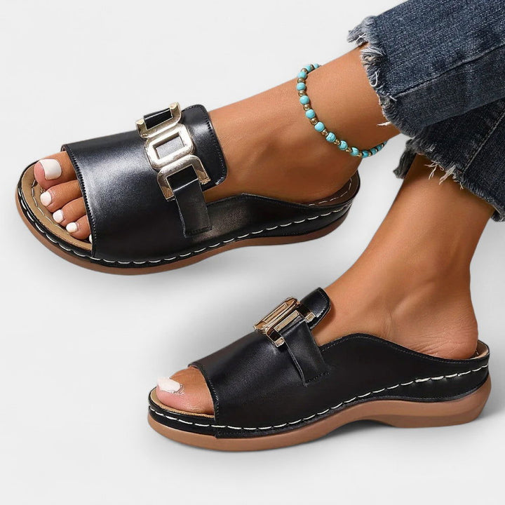 Taj Fashionable Sandals With Wide Strap and Buckle - Ariane Bay